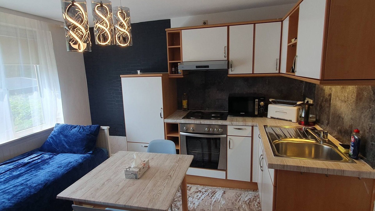 Finkenwerder Apartment | Lovely apartment with WiFi in vibrant Finkenwerder Center mit parkplatz
