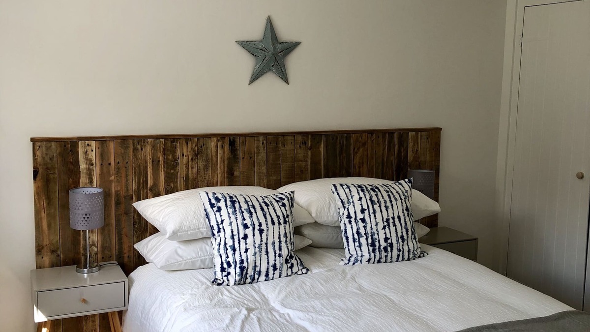 Taunton House | Lovely barn situated at the edge of the Somerset Levels