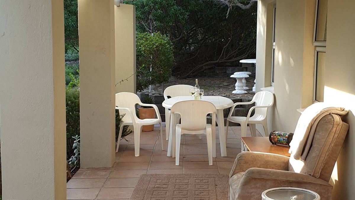 Fisherhaven House | Lovely Beach House in private nature reserve near Hermanus and Cape Town