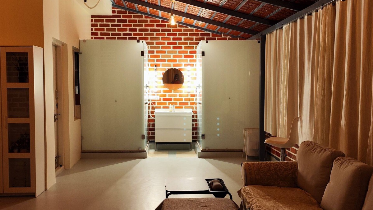 Sahakar Nagar Other | Lovely Brick farmhouse with AC in bustling Bengaluru - close to Nandi Hills