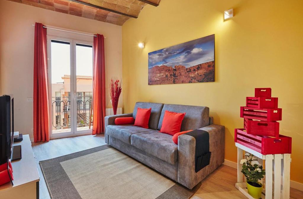 El Parc i la Llacuna del Poblenou Apartment | Lovely & bright Bogatell beach apartment