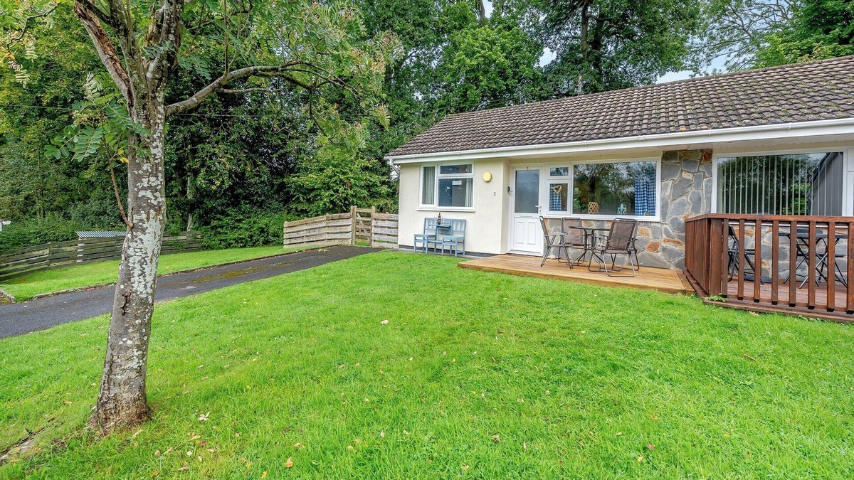 Felinfach Cottage | Lovely bungalow in Cilau Aeron perfect for a romantic break away or family fun.