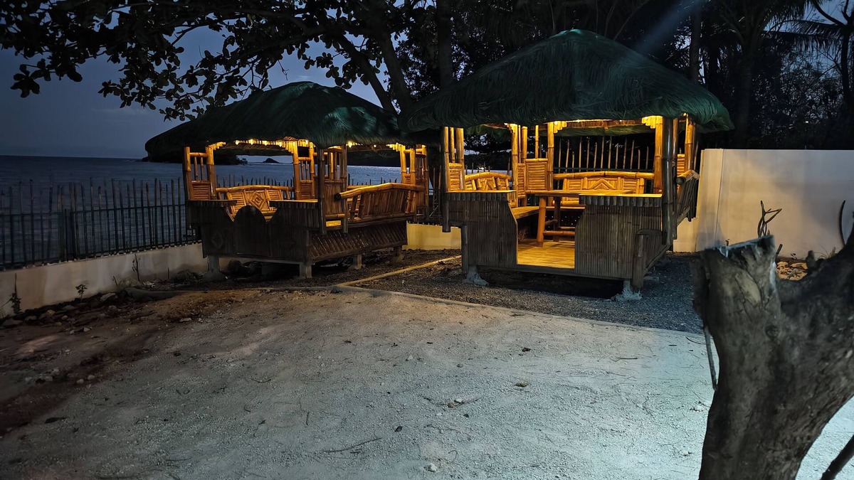 Sual RV Rental | Lovely campground or open kubos in Victoria, Alaminos for a relaxing getaway.