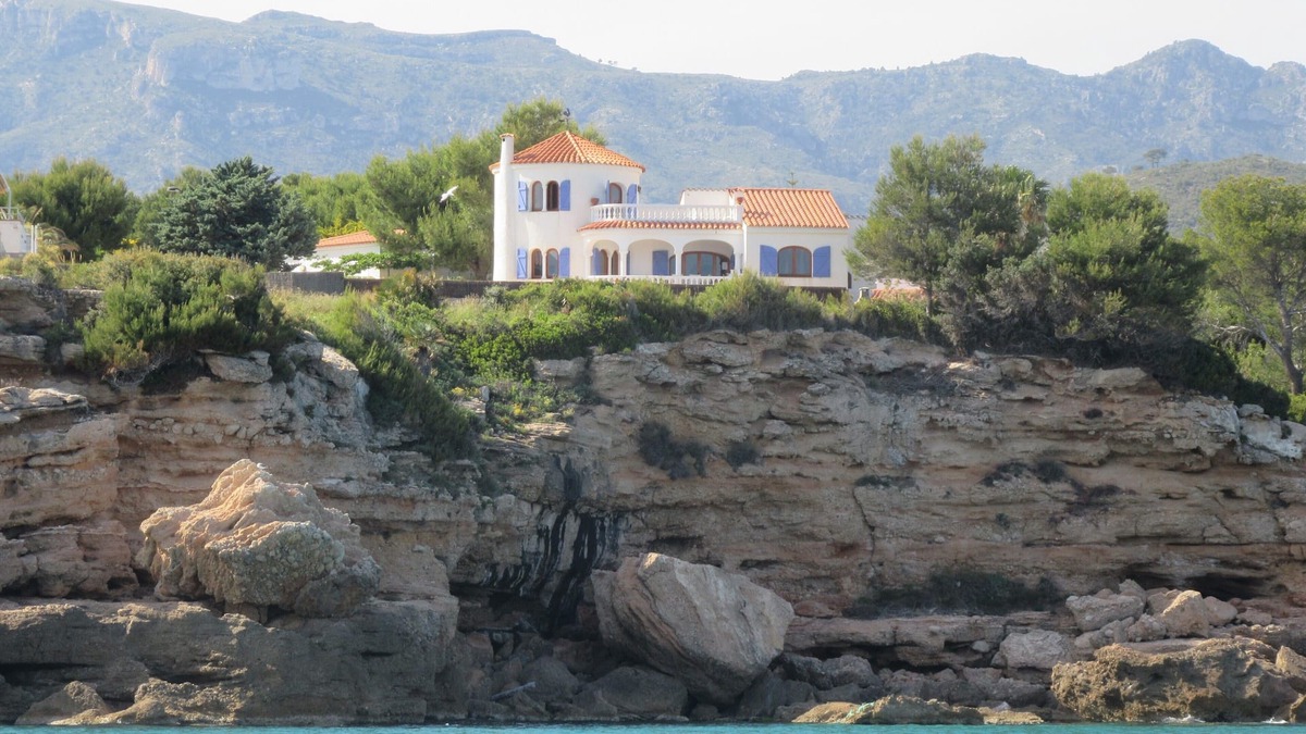 L Almadrava Villa | Lovely Catalan-style villa with private pool and breathtaking sea views