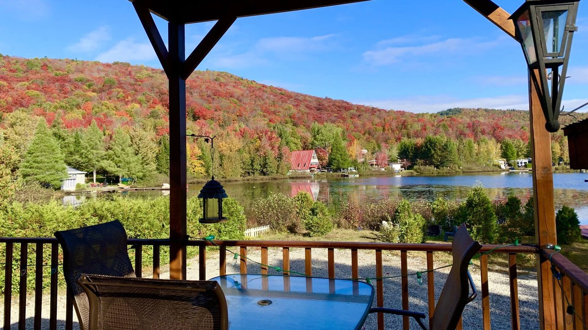 Chertsey Ski Chalet | Lovely chalet on Lac Paré