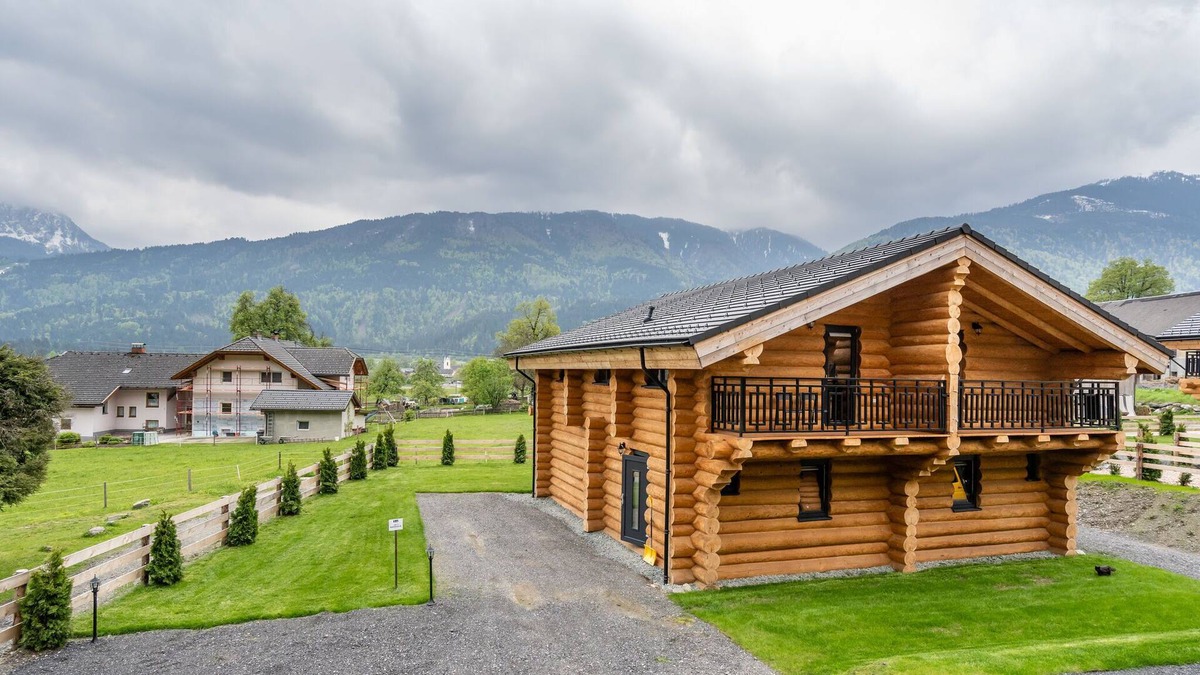 Jenig House | Lovely Chalet with lush green view in Carinthia