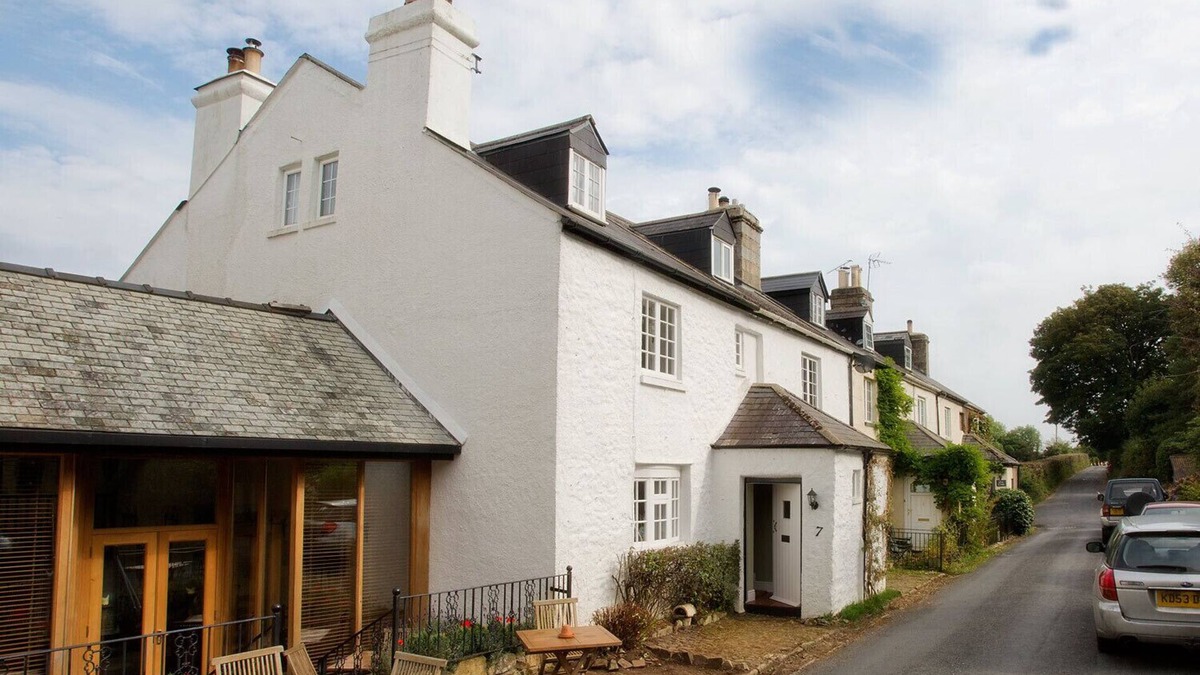 Newton Abbot Cottage | Lovely Character Dartmoor Cottage Just Below the Famous Haytor Rocks