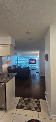 Humber Bay Apartment | Lovely condo near Lake Ontario