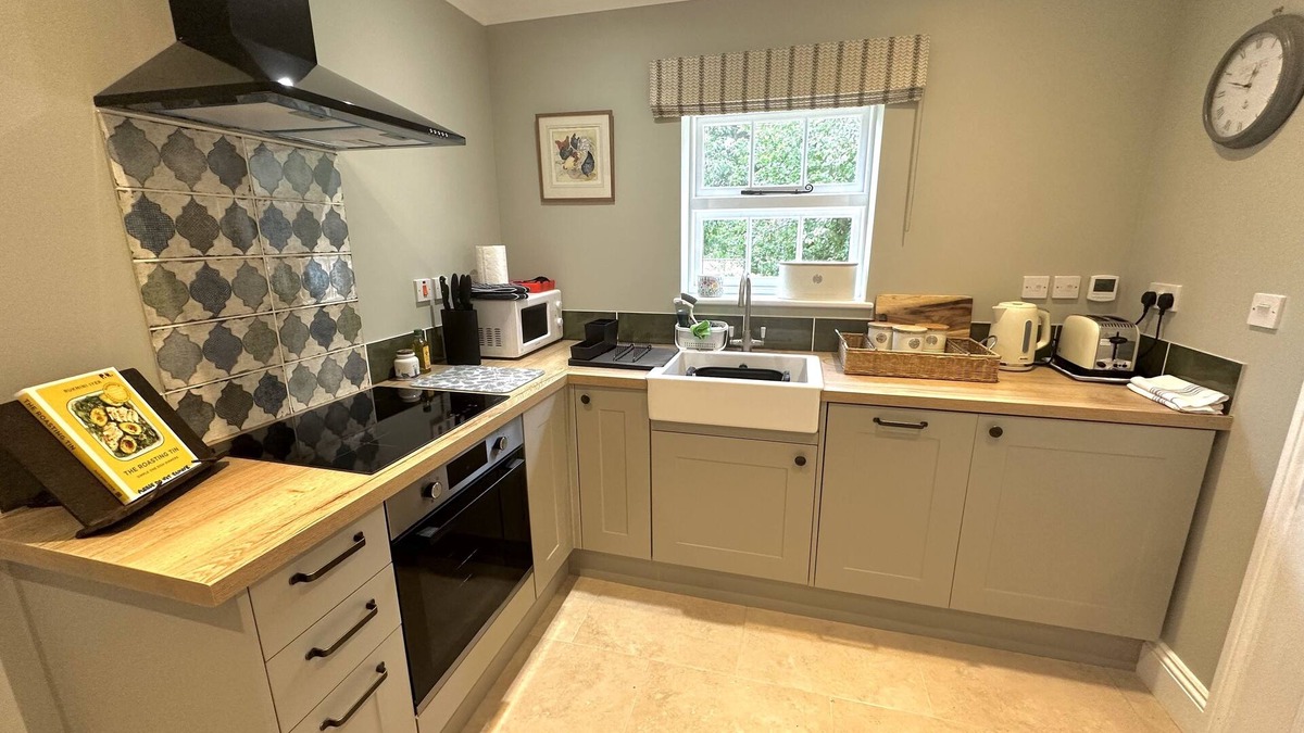 Erpingham Cottage | Lovely cosy cottage annex in beautiful North Norfolk and close to the coast.