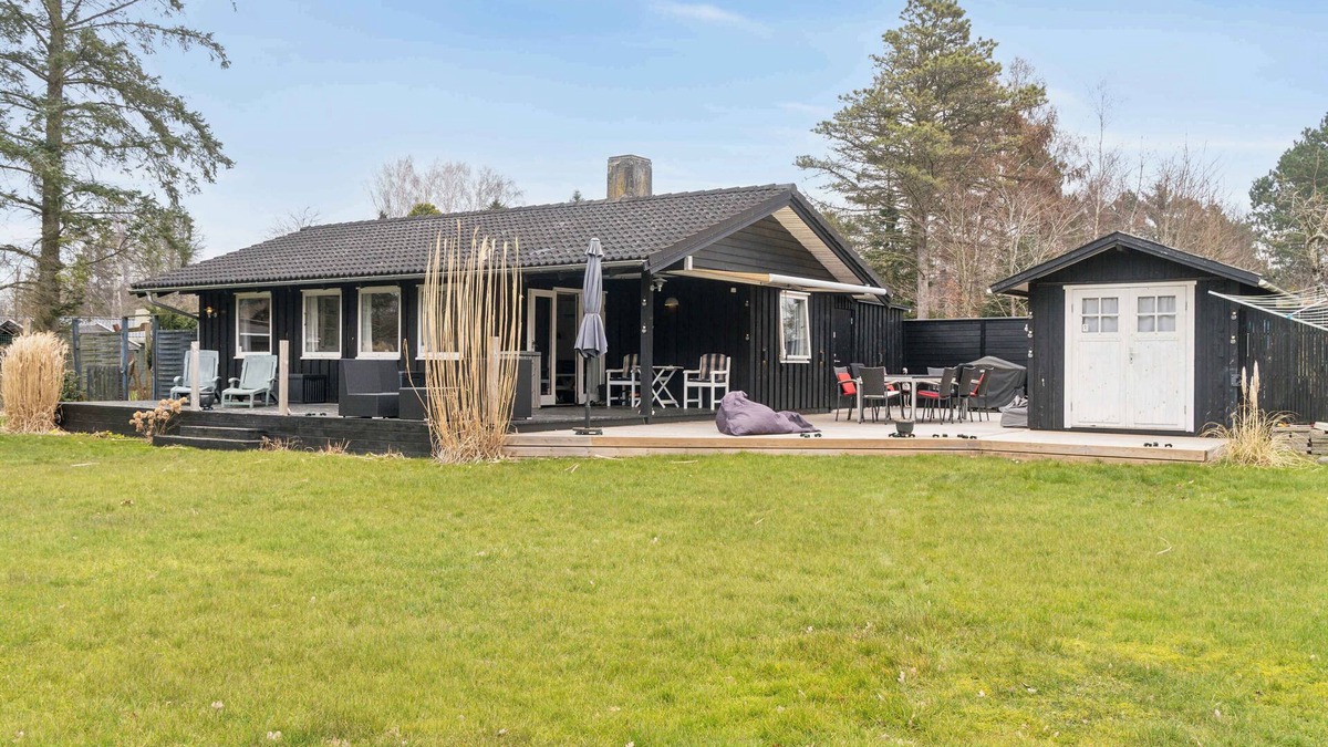 Rageleje House | Lovely cottage in peaceful surroundings