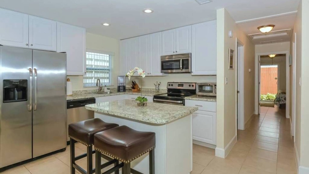 South Sarasota House | Lovely ❤ Cottage near the Beach & Downtown SRQ.
