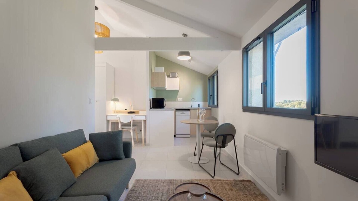 Nord Apartment | Lovely country T2 near town center!