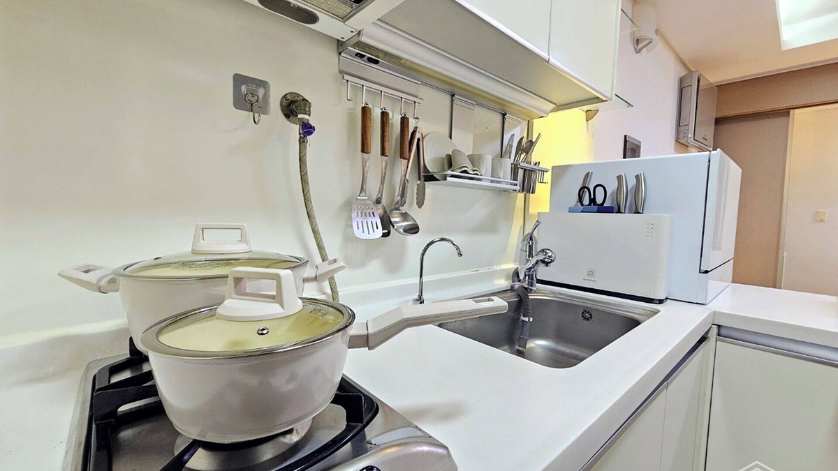 Nonhyeon-dong Apartment | lovely cozy apartment&extraordinary space of Seoul Gangnam [min 30day stay only]