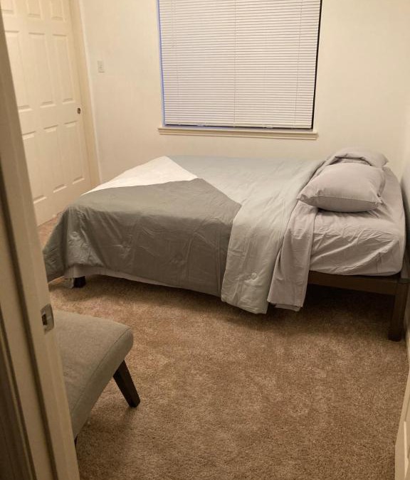 Greater Third Ward House | Lovely Downtown Room #2 no smoking no kids second floor