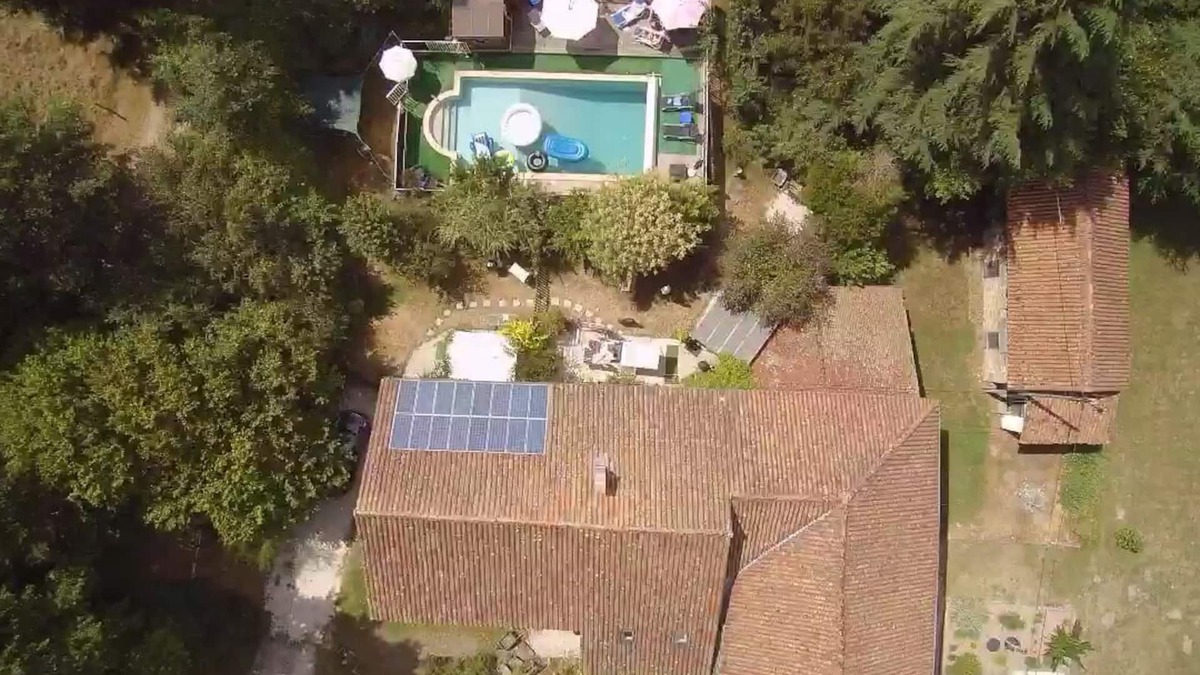 Champniers-et-Reillac Cottage | Lovely French Gite, . Exclusive heated 10 x 5m pool. character accomodation,