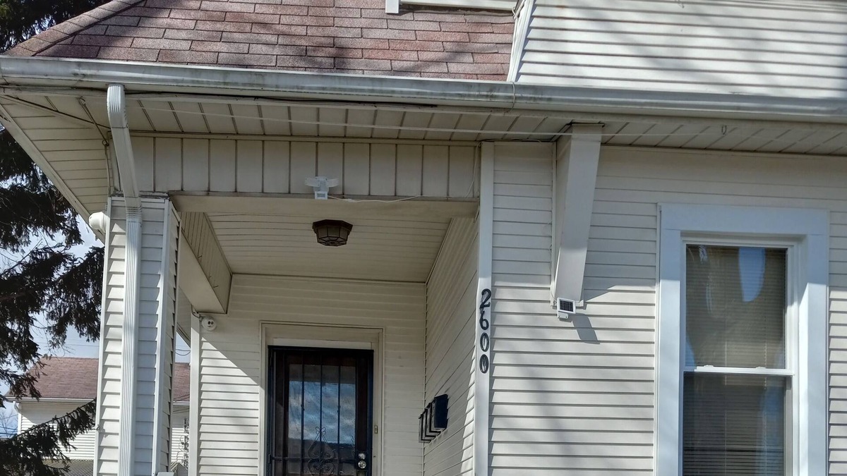 South Chicago Heights Apartment | Lovely family and pet friendly apartment in South Chicago Heights