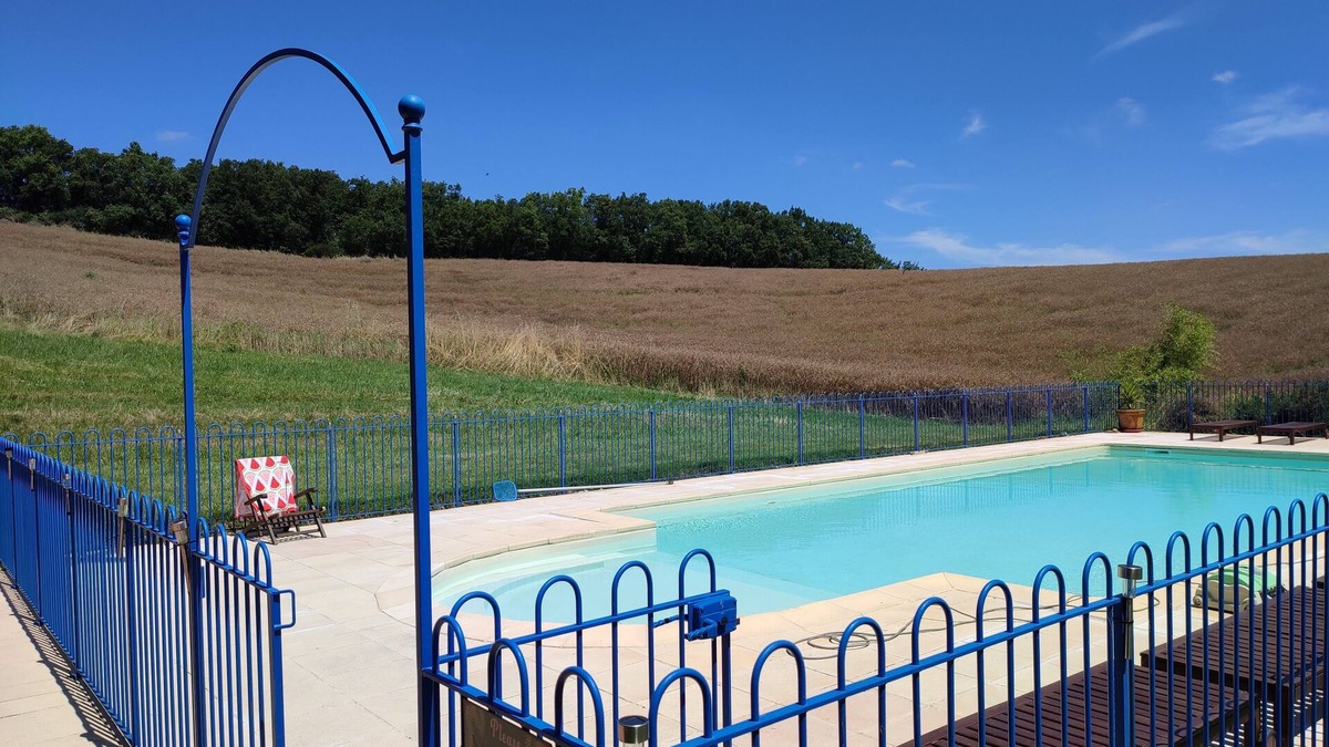 Drudas Other | Lovely farmhouse with pool, fibre optic internet and glorious views near Cadours