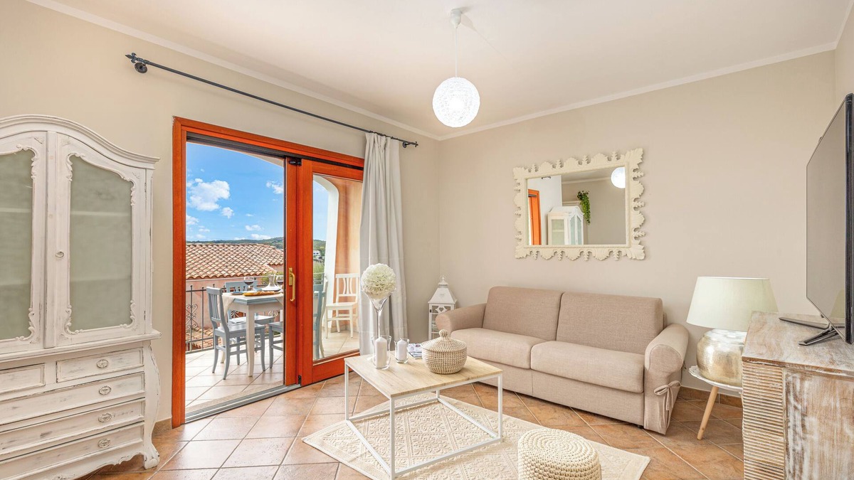 Pittulongu House | Lovely flat "Shanti House Olbia" with Wi-Fi, Air Conditioning, Garden and Terrace