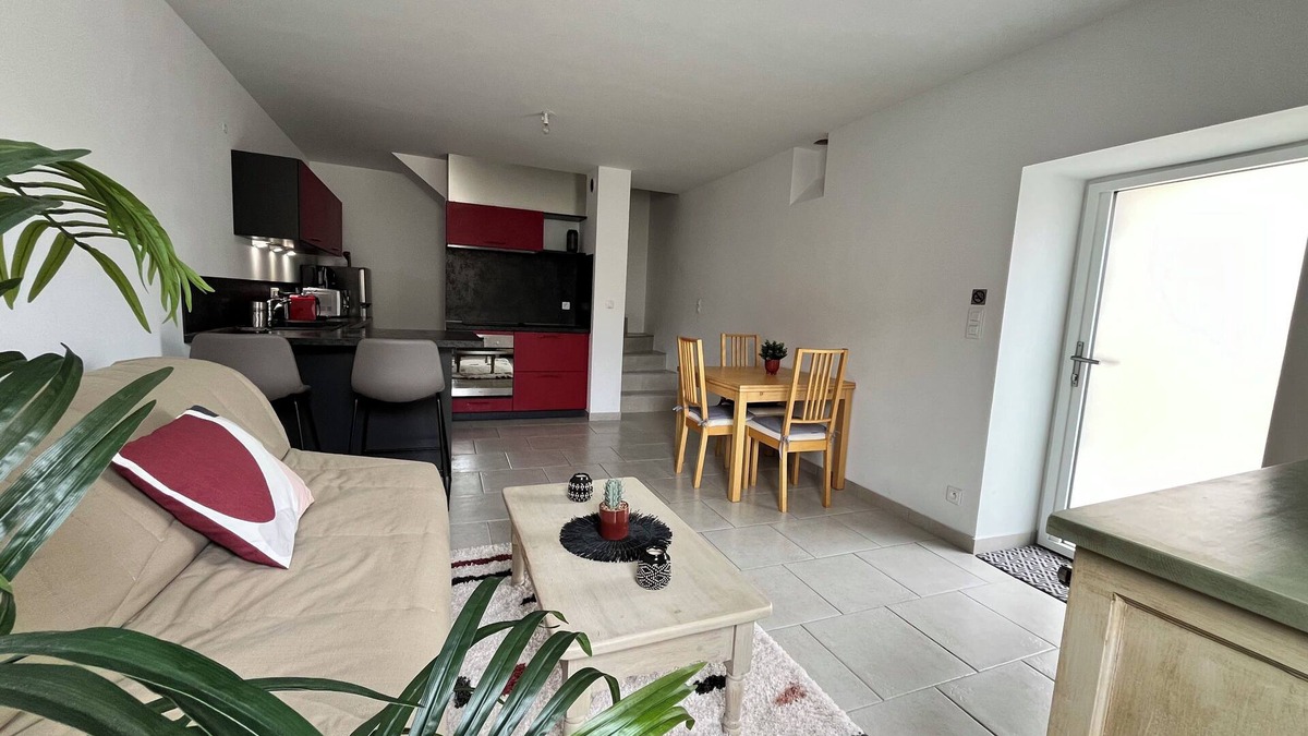 Saint-Nazaire-le-Desert House | Lovely equipped village house