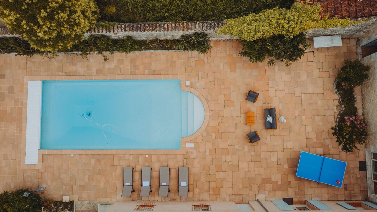 Vianne House | Lovely french house in a medieval village - private pool, ping pong & game room