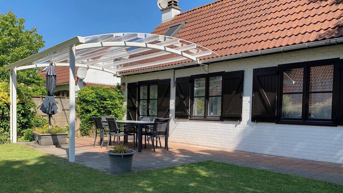 Bredene House | Lovely furnished fishing house in a peaceful location near to the beaches