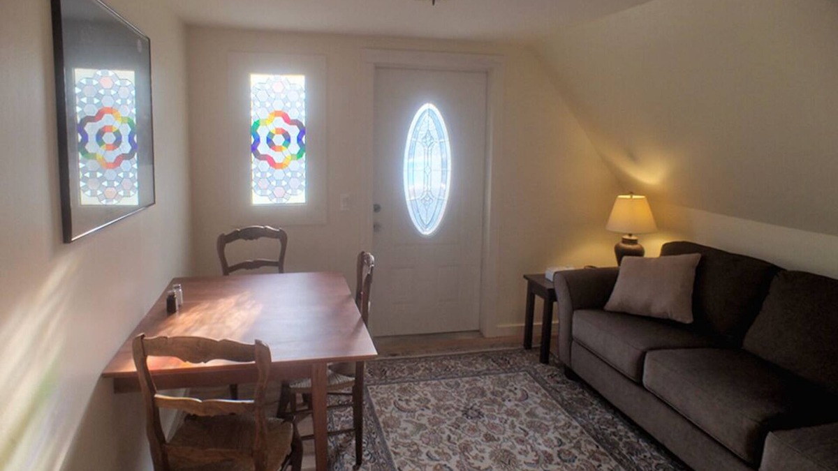 Greenfield Apartment | Lovely Greenfield Apartment