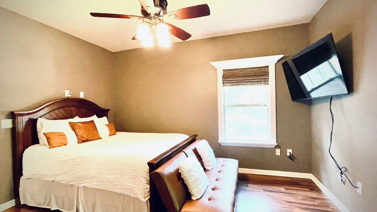 Milton Apartment | Lovely Guest Apartment