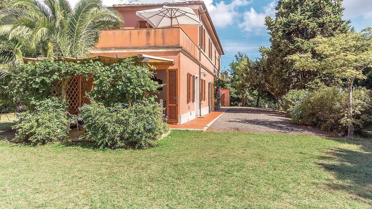 Rosignano Marittimo House | Lovely home in Rosignano Marittimo LI