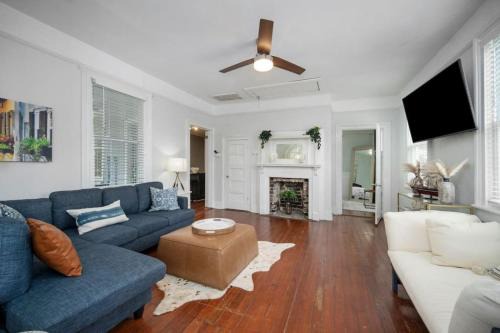 Westside House | Lovely & Historical 3BR - Balcony - Central Location