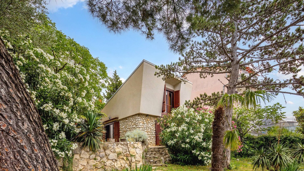 Selce House | Lovely Holiday Home By The Sea, Selce, Croatia