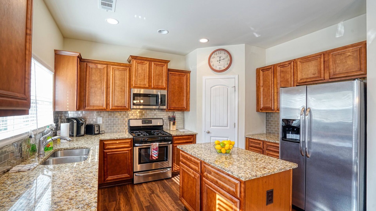 Austell House | Lovely Home Conveniently Located for Corporate,Family & Individual STays