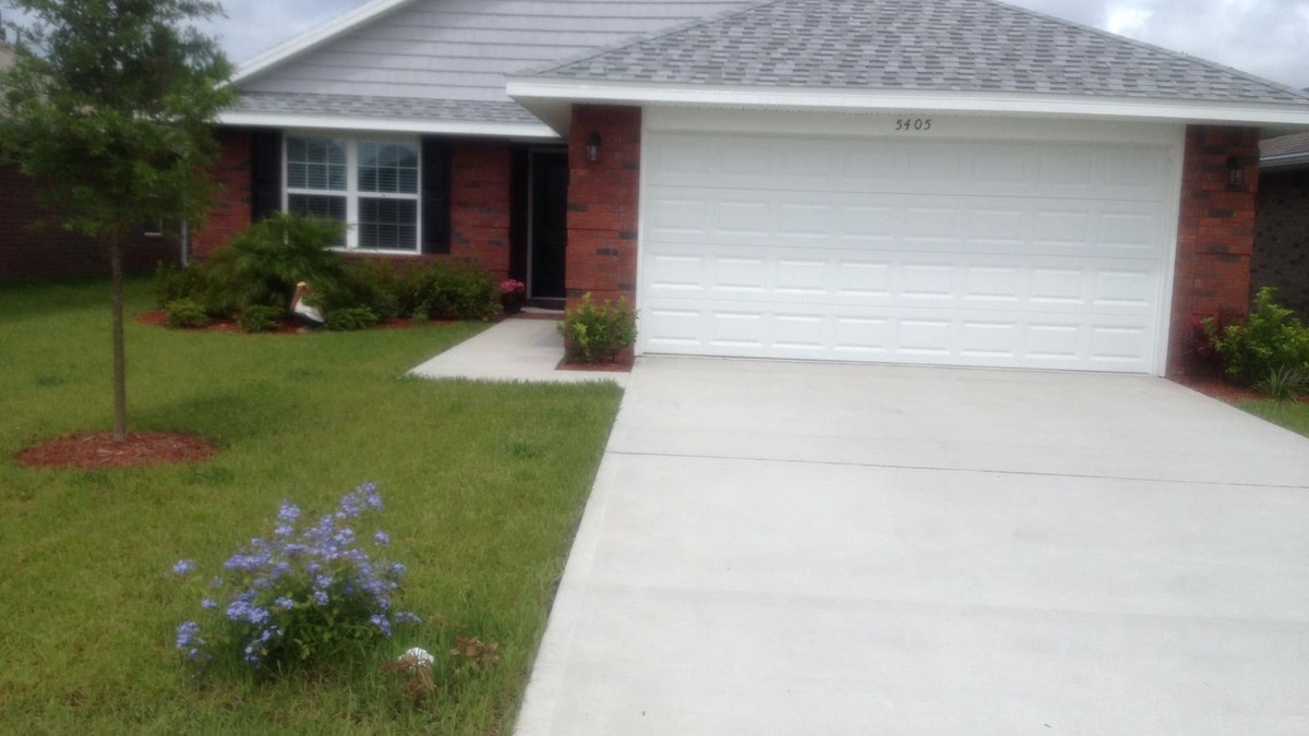 Port Orange House | Lovely home for rent. Contact with inquiry before booking. Most dates available.