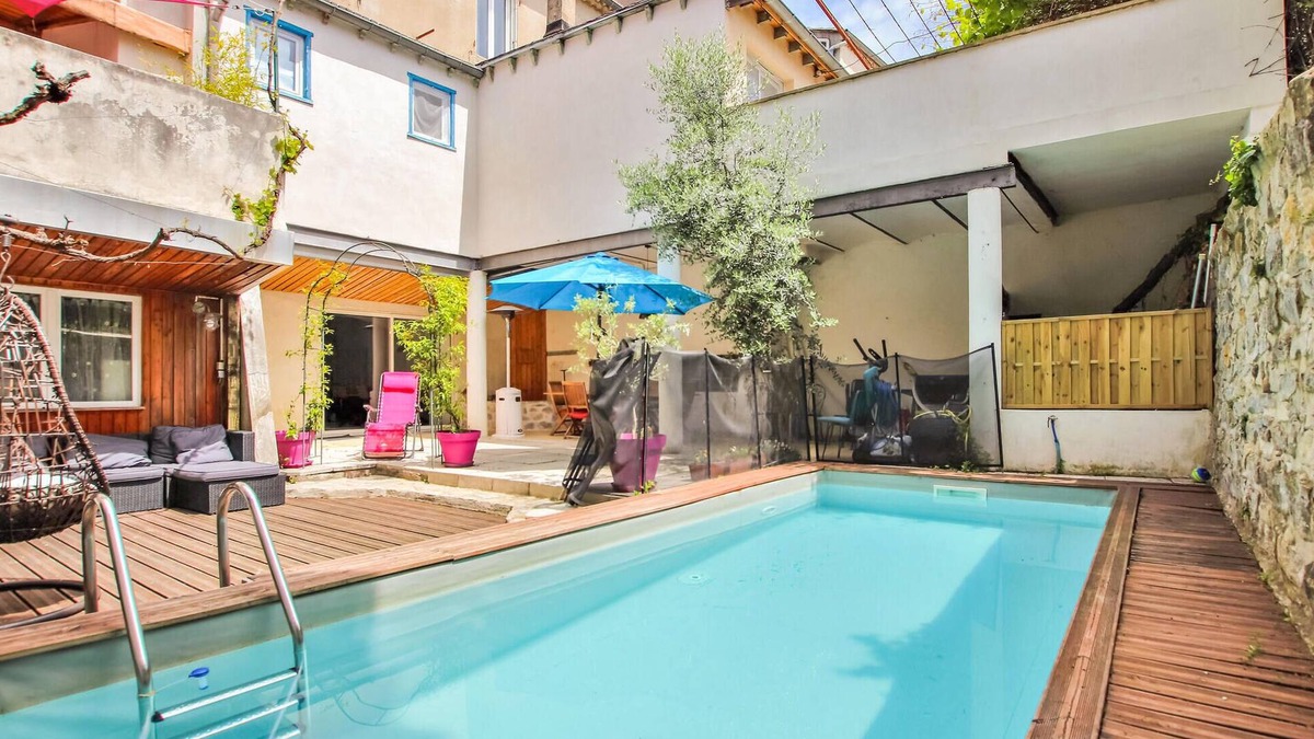 Villeneuve-de-Berg House | Lovely home in Villeneuve de Berg