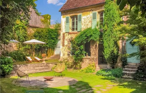 Villeneuve-sur-Yonne House | Lovely Home In Villeneuve-Sur-Yonne
