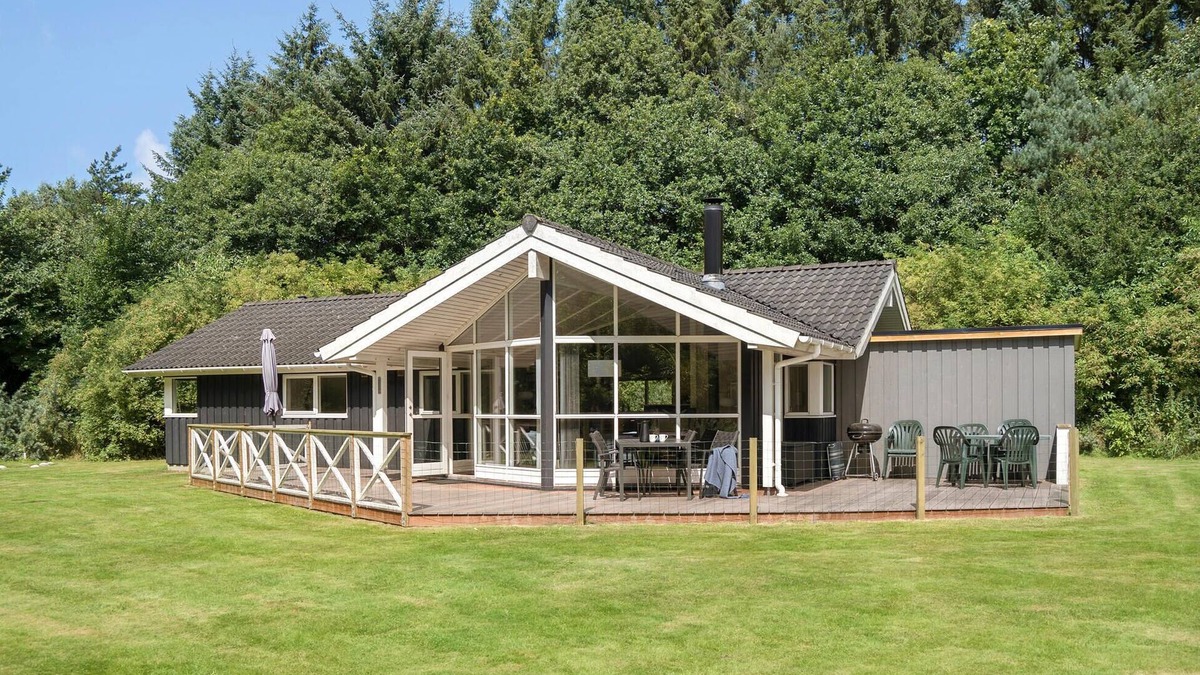 Svankær House | Lovely home in Bedsted Thy with sauna