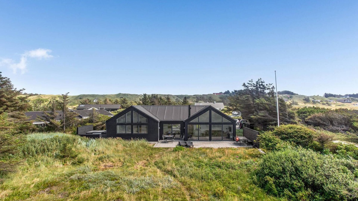 Blokhus House | Lovely home in Blokhus with sauna