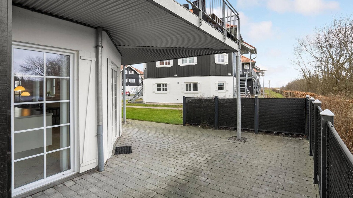 Bogense House | Lovely home in Bogense with kitchen