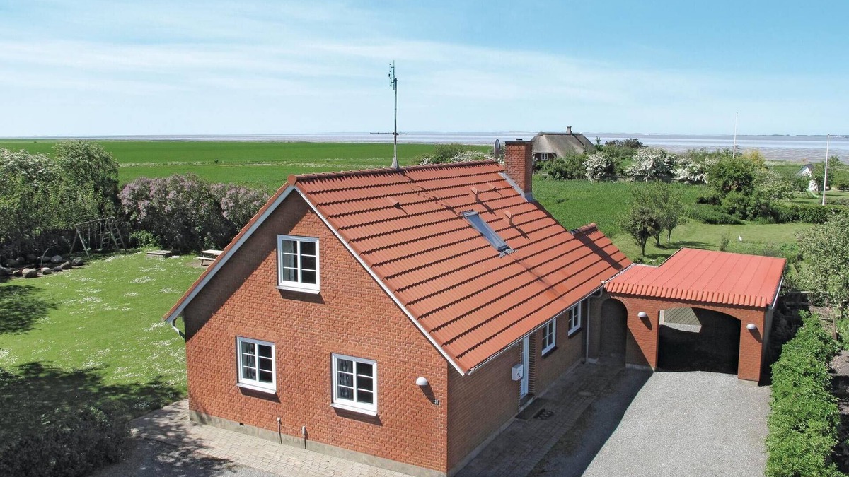 Ballum House | Lovely home in Bredebro with WiFi