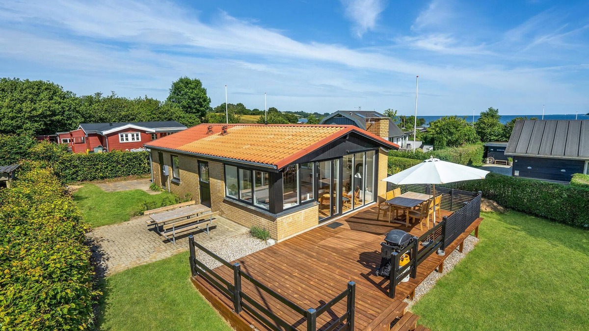 Broager House | Lovely home in Broager with WiFi