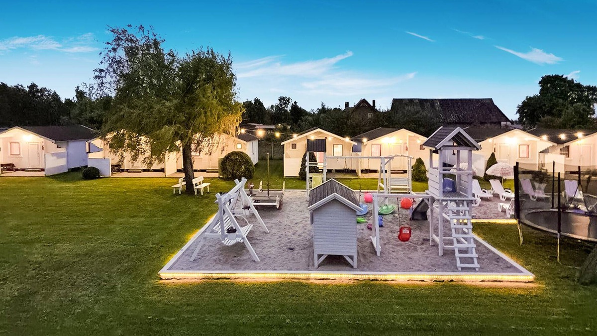 Wicie House | Lovely home in Darlowo Wicie with WiFi