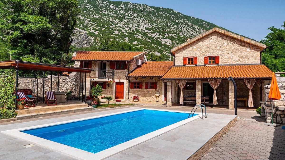 Drivenik House | Lovely home in Drivenik