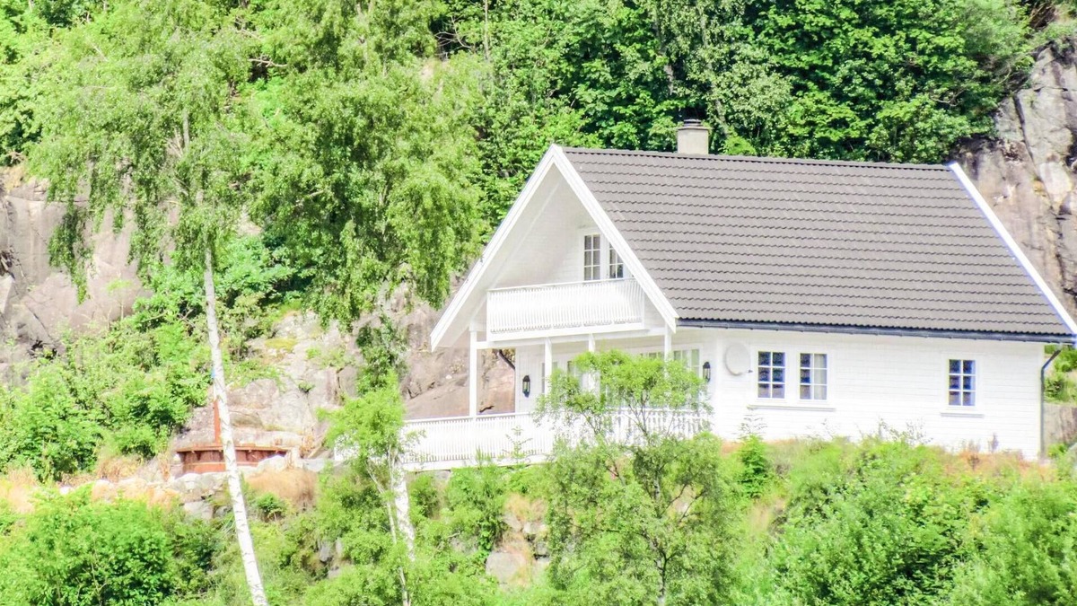 Fister House | Lovely home in Fister with WiFi