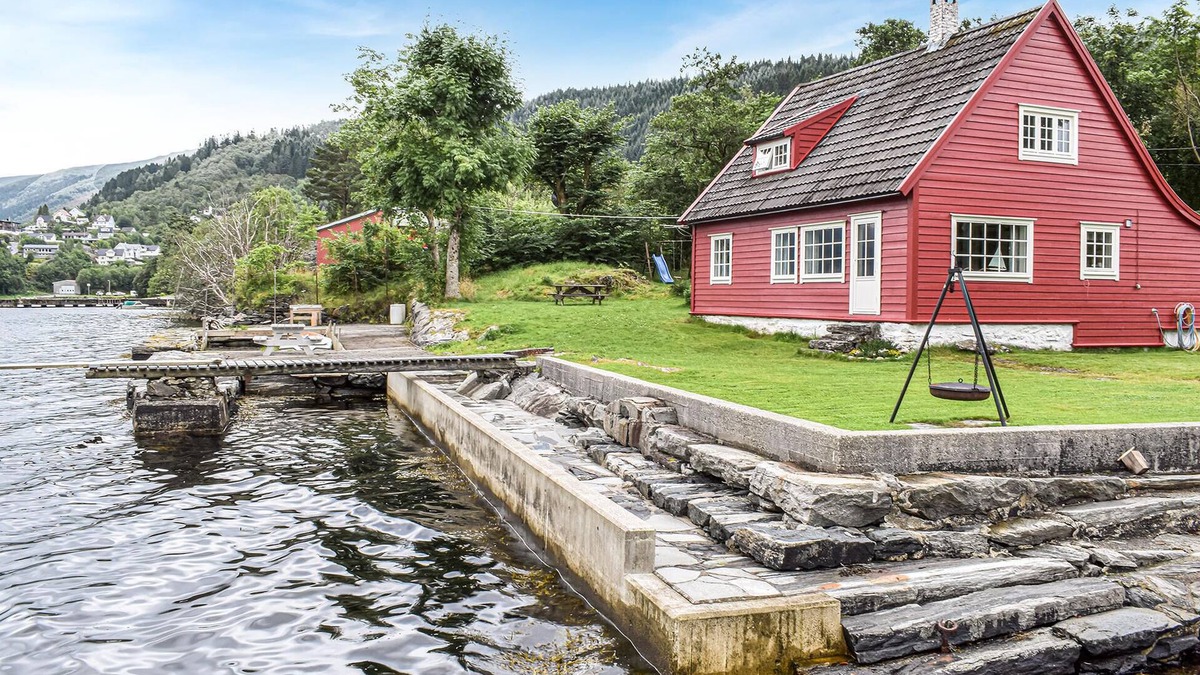 Arna House | Lovely home in Garnes with WiFi