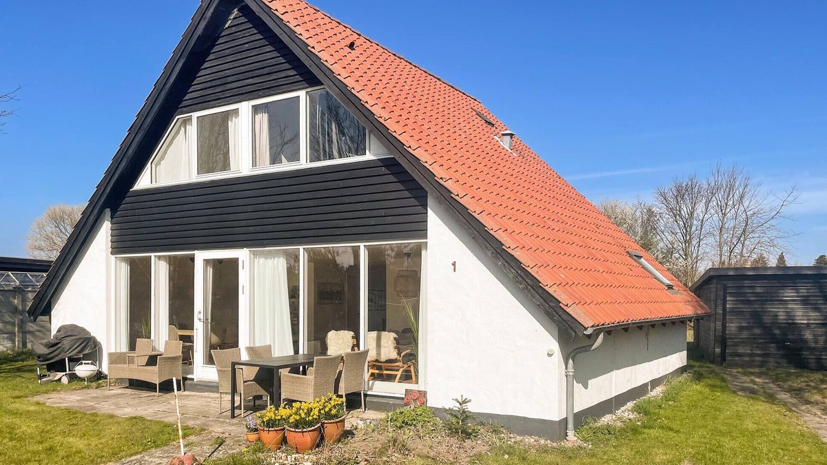 Gedser House | Lovely home in Gedser with WiFi