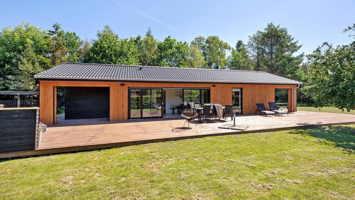 Grenaa House | Lovely home in Grenaa with WiFi