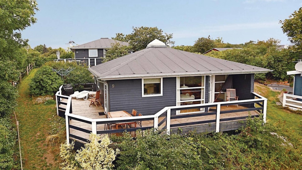 Gudhjem House | Lovely home in Gudhjem with WiFi