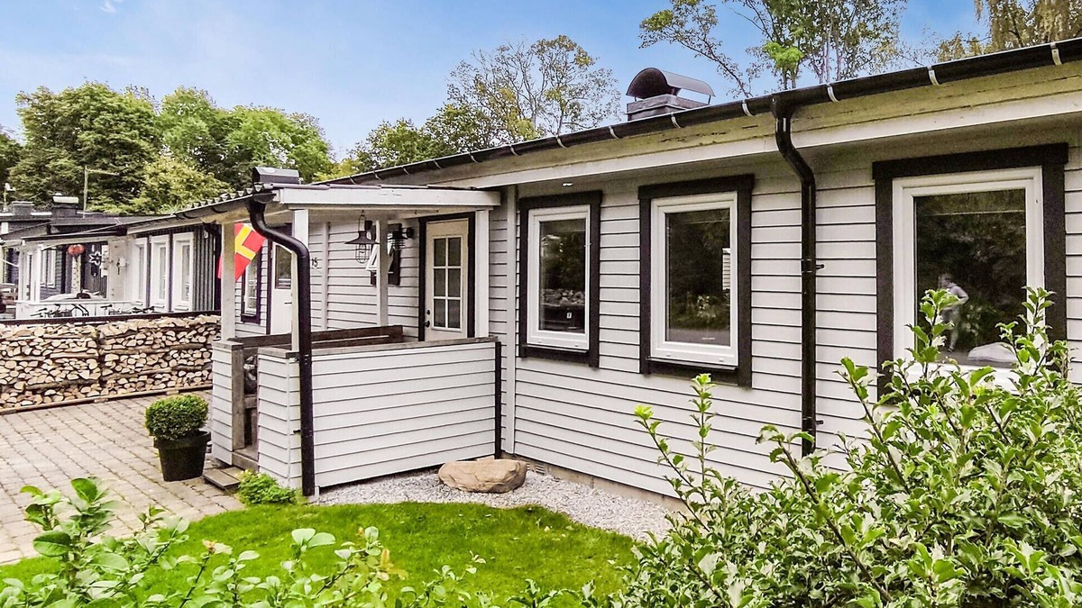 Hoor House | Lovely home in Höör with WiFi