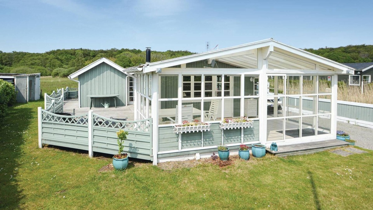 Hejsager Strand House | Lovely home in Haderslev with kitchen
