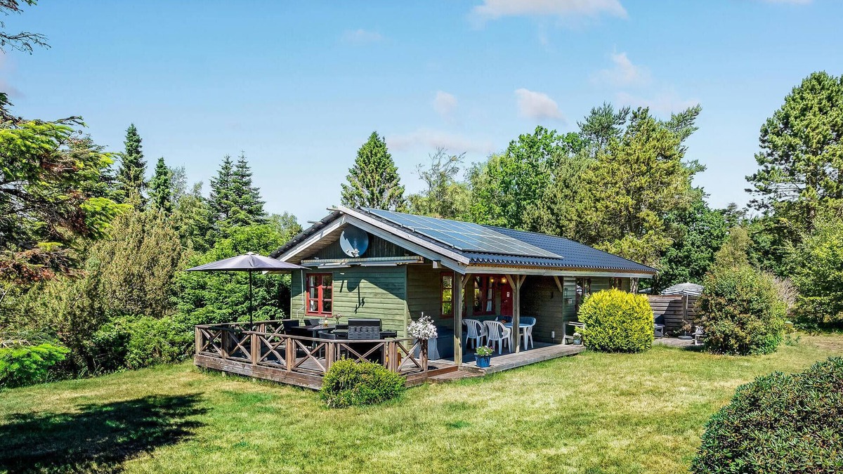 Hornbaek House | Lovely home in Hornbæk with WiFi
