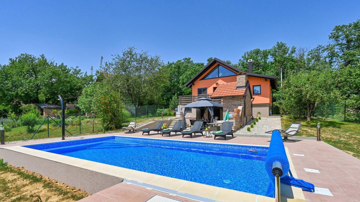 Kapela House | Lovely home in Kapela